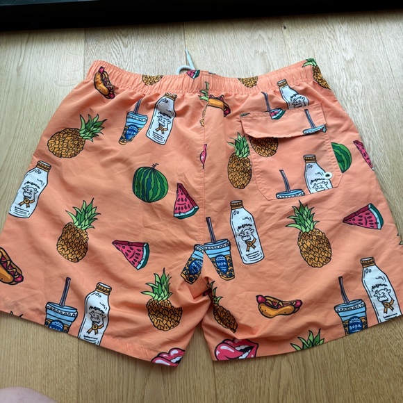SHEIN FUN PRINTS ORANGE SWIM SHORTS - L - Picture 7 of 12